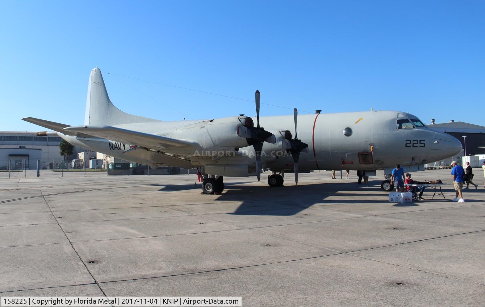 158225, Lockheed P-3C Orion C/N 285A-5570, P-3 zx