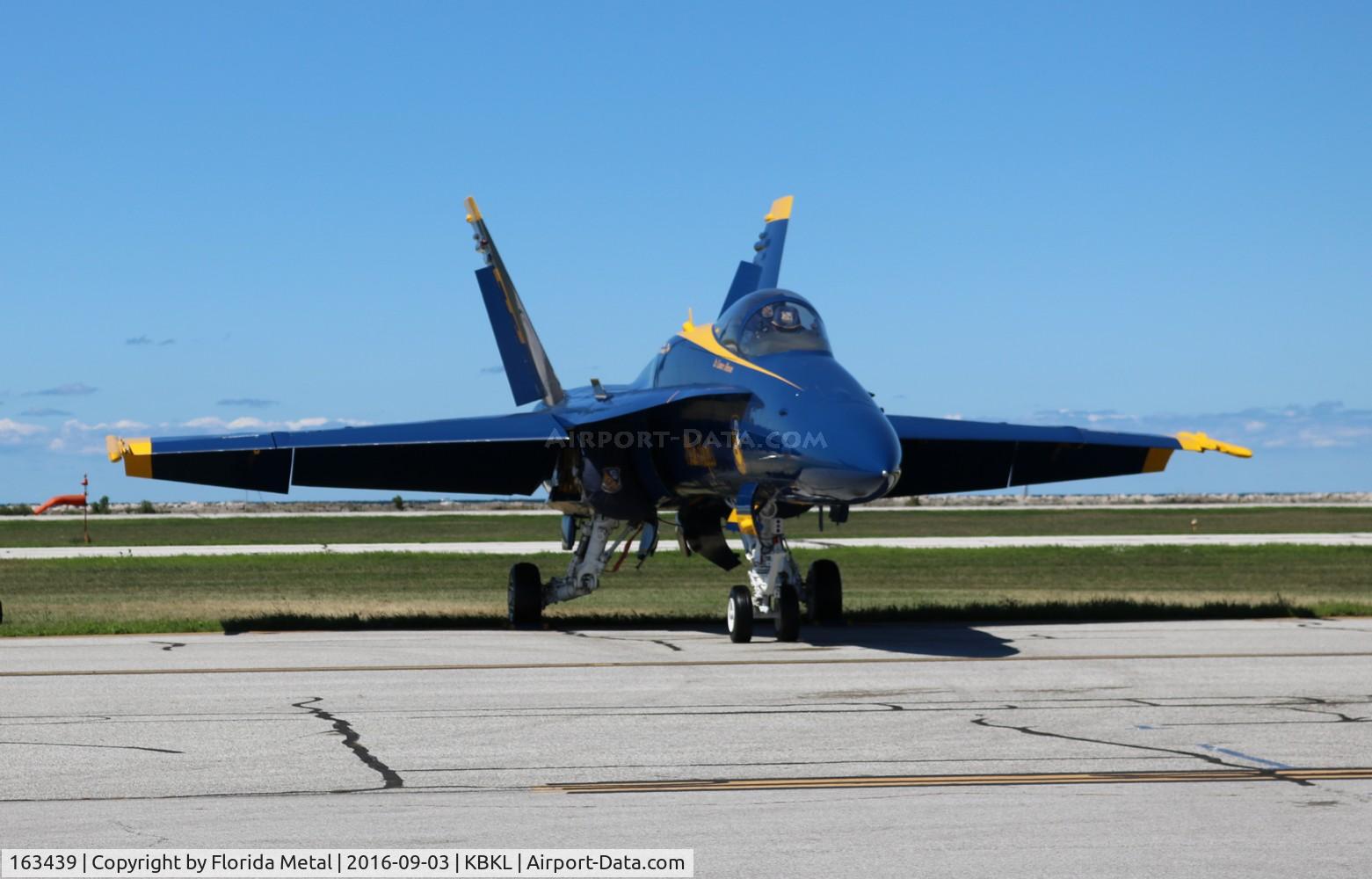 163439, 1987 McDonnell Douglas F/A-18C Hornet C/N 0639/C011, F-18 A-D Blue Angels zx