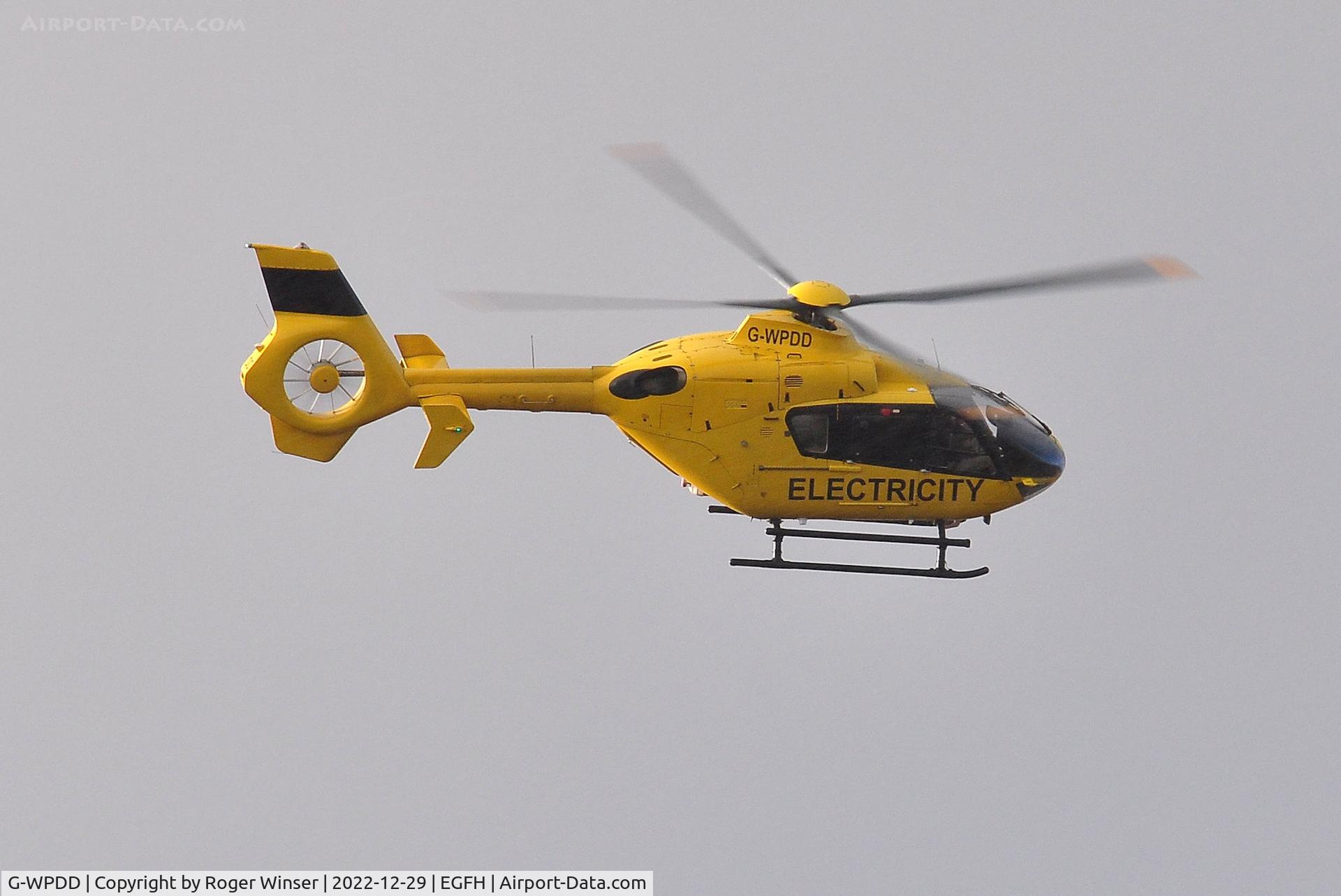 G-WPDD, 1999 Eurocopter EC-135P-1 C/N 0071, National Grid helicopter departing to the North.