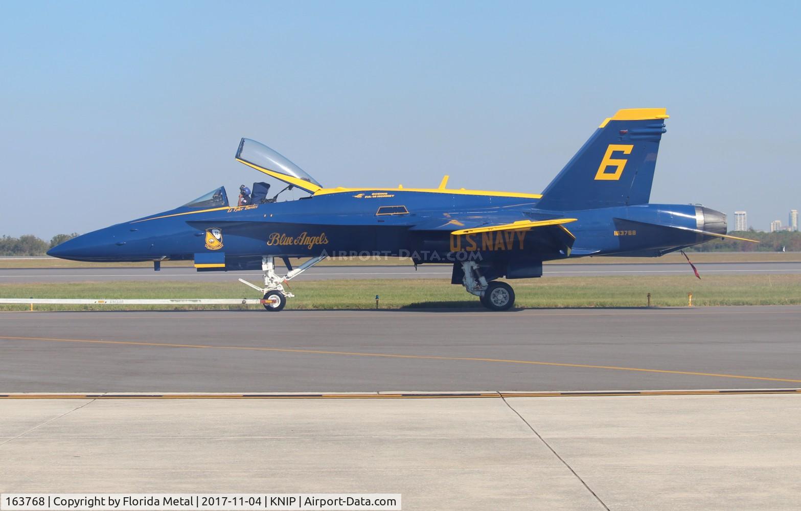163768, 1989 McDonnell Douglas F/A-18C Hornet C/N 0848/C125, F-18 A-D Blue Angels zx