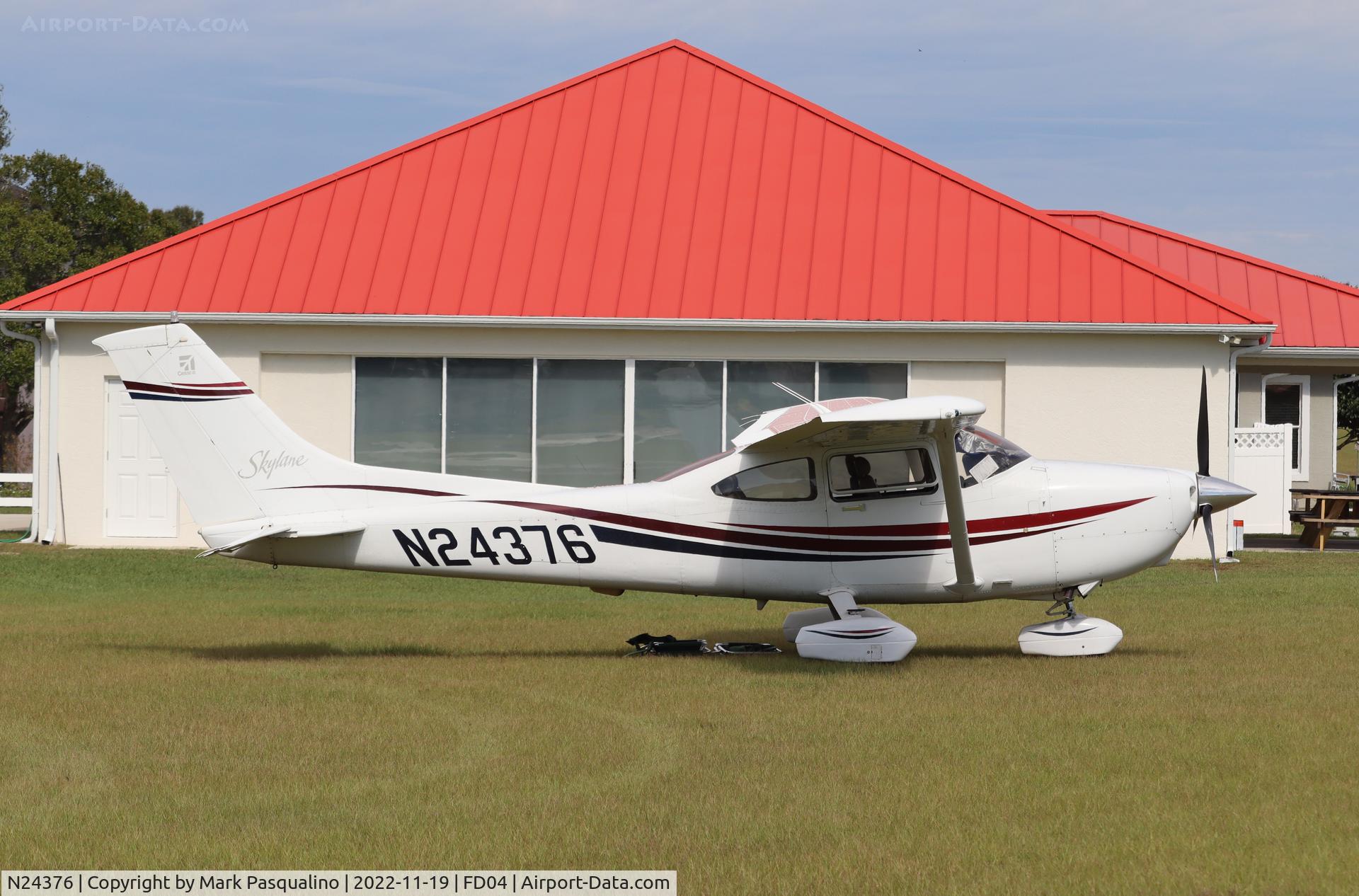 N24376, 2000 Cessna 182S Skylane C/N 18280704, Cessna 182S