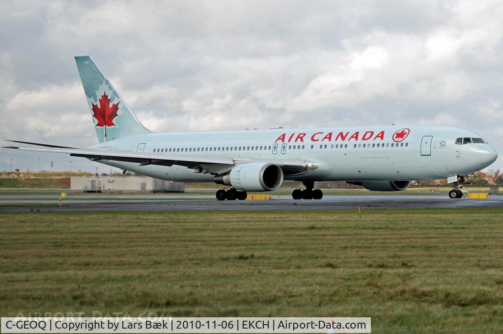 C-GEOQ, 1999 Boeing 767-375/ER C/N 30112, RWY04R