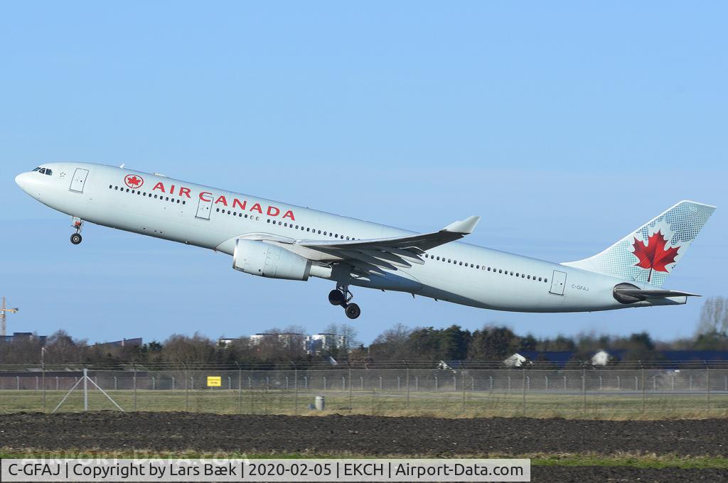 C-GFAJ, 1999 Airbus A330-343X C/N 0284, RWY22R