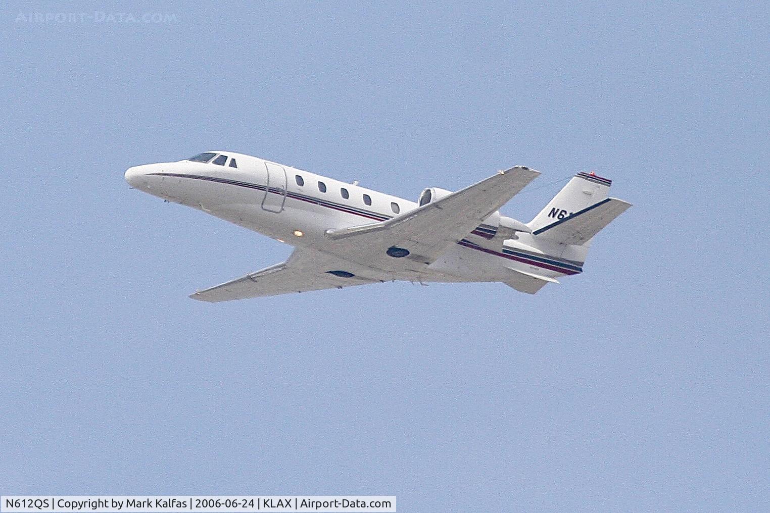 N612QS, 2002 Cessna 560XL Citation Excel C/N 560-5312, Net Jets Cessna 560XL Citation Excel, N560XL departing 25L KLAX