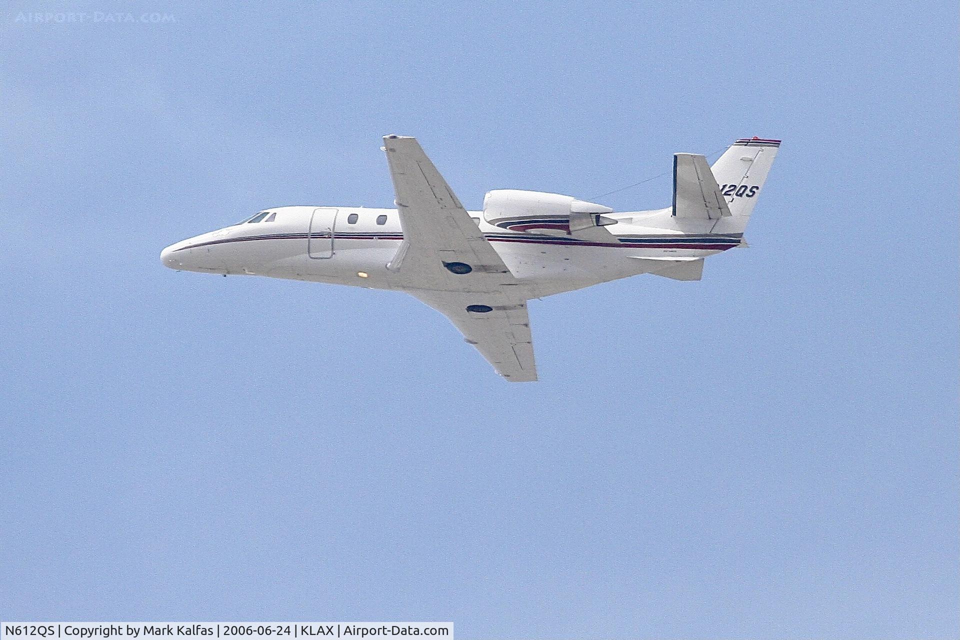 N612QS, 2002 Cessna 560XL Citation Excel C/N 560-5312, Net Jets Cessna 560XL Citation Excel, N560XL departing 25L KLAX