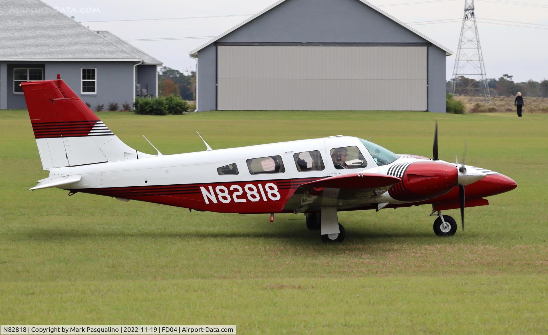 N82818, 1980 Piper PA-34-200T C/N 34-8070263, Piper PA-34-200T