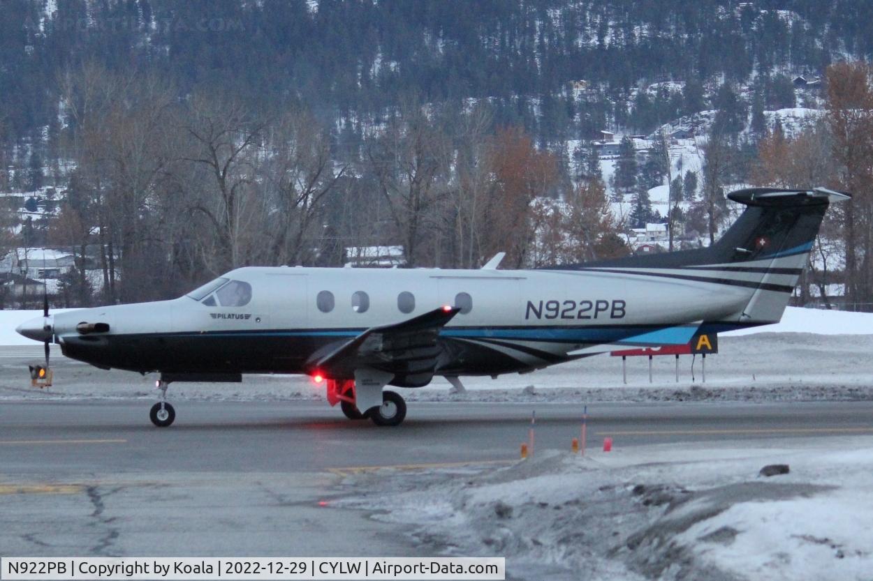 N922PB, 2015 Pilatus PC-12/47E C/N 1580, Arrival from Palo Alto.