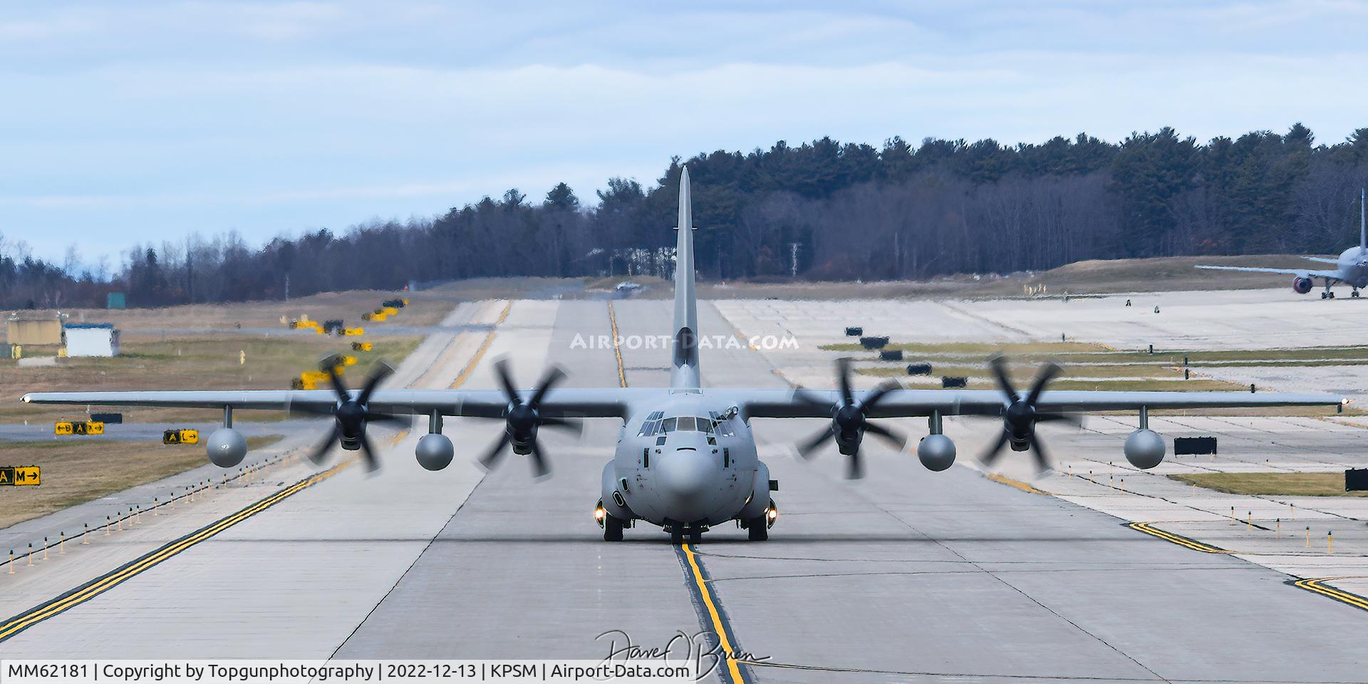 MM62181, Lockheed Martin C-130J Hercules C/N 382-5510, Relocating to the FBO ramp