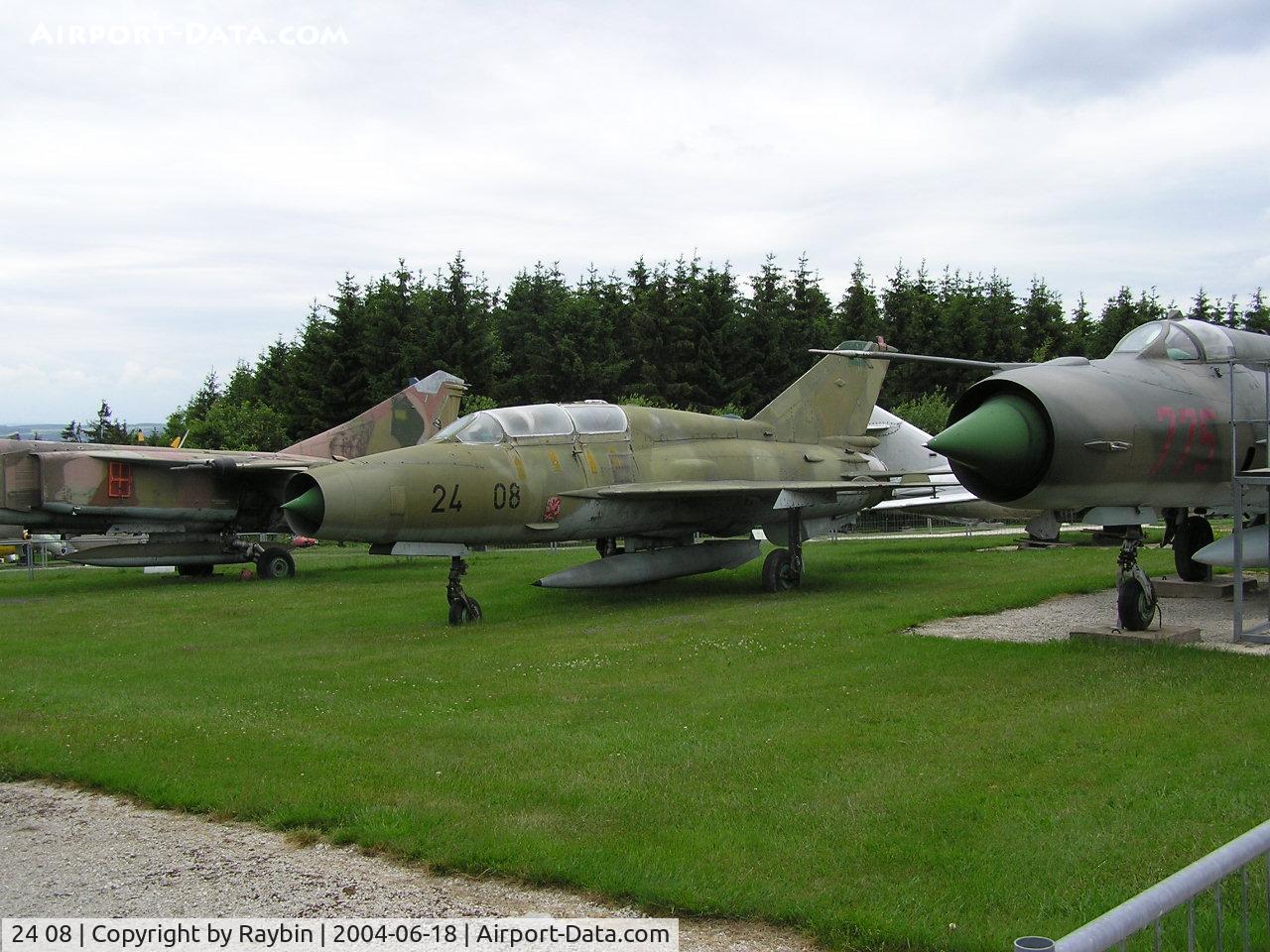 24 08, Mikoyan-Gurevich MiG-21US C/N 02685139, Together with MiG-21 MF 775