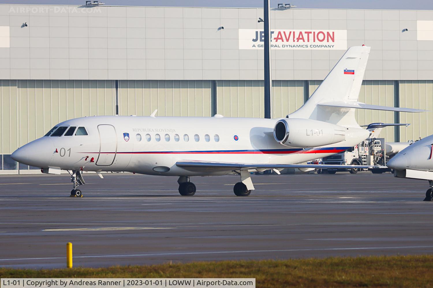 L1-01, 2003 Dassault Falcon 2000EX C/N 15, Slovenia Armed Forces Falcon 2000