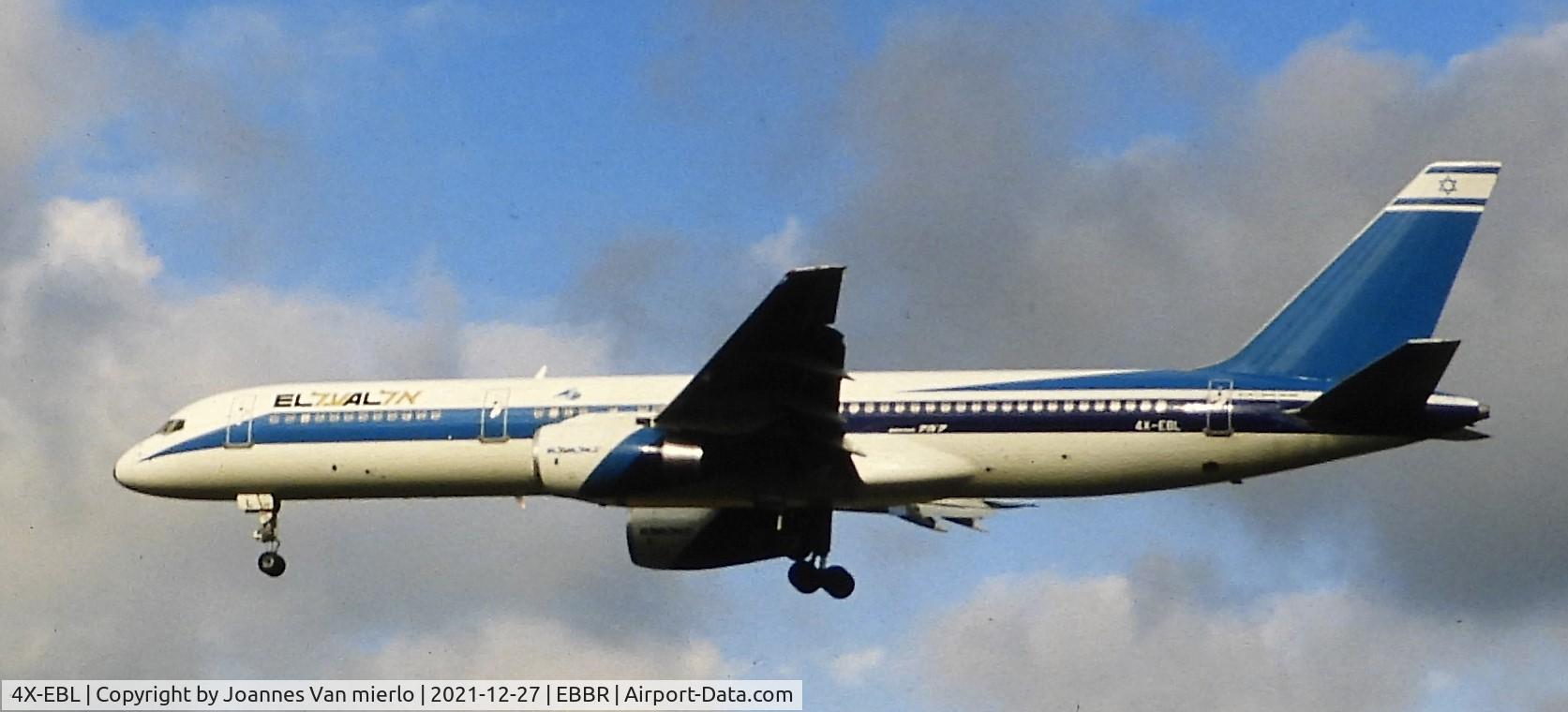 4X-EBL, 1987 Boeing 757-258 C/N 23917, Slide scan