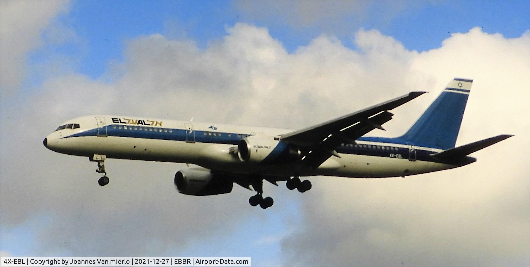 4X-EBL, 1987 Boeing 757-258 C/N 23917, Slide scan