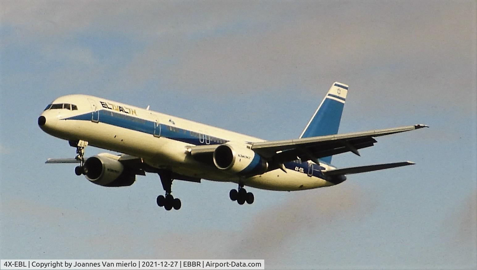 4X-EBL, 1987 Boeing 757-258 C/N 23917, Slide scan
