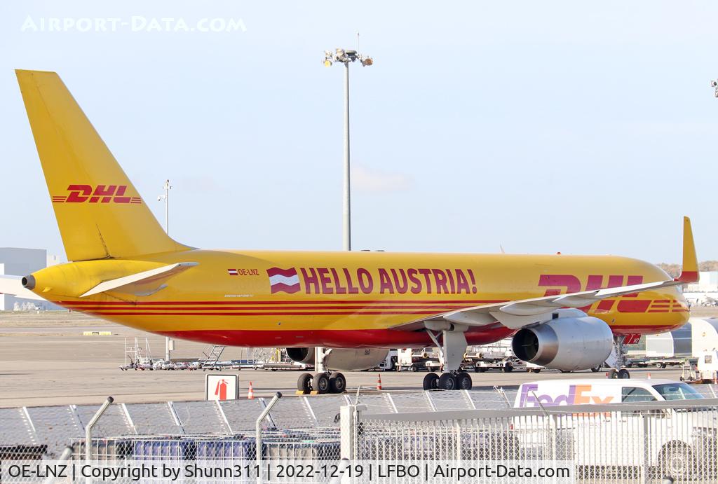 OE-LNZ, 2001 Boeing 757-223F C/N 32398, Parked at the Cargo apron with additional 