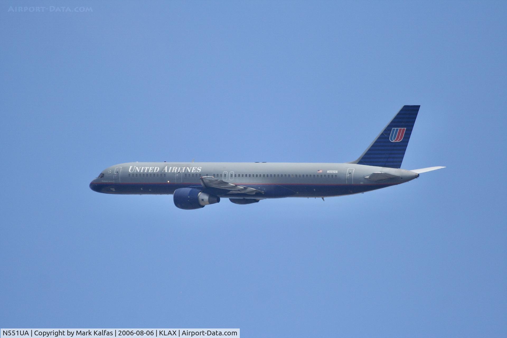 N551UA, 1992 Boeing 757-222 C/N 25399, United Boeing 757-222, N551UA Departing 25R LAX
