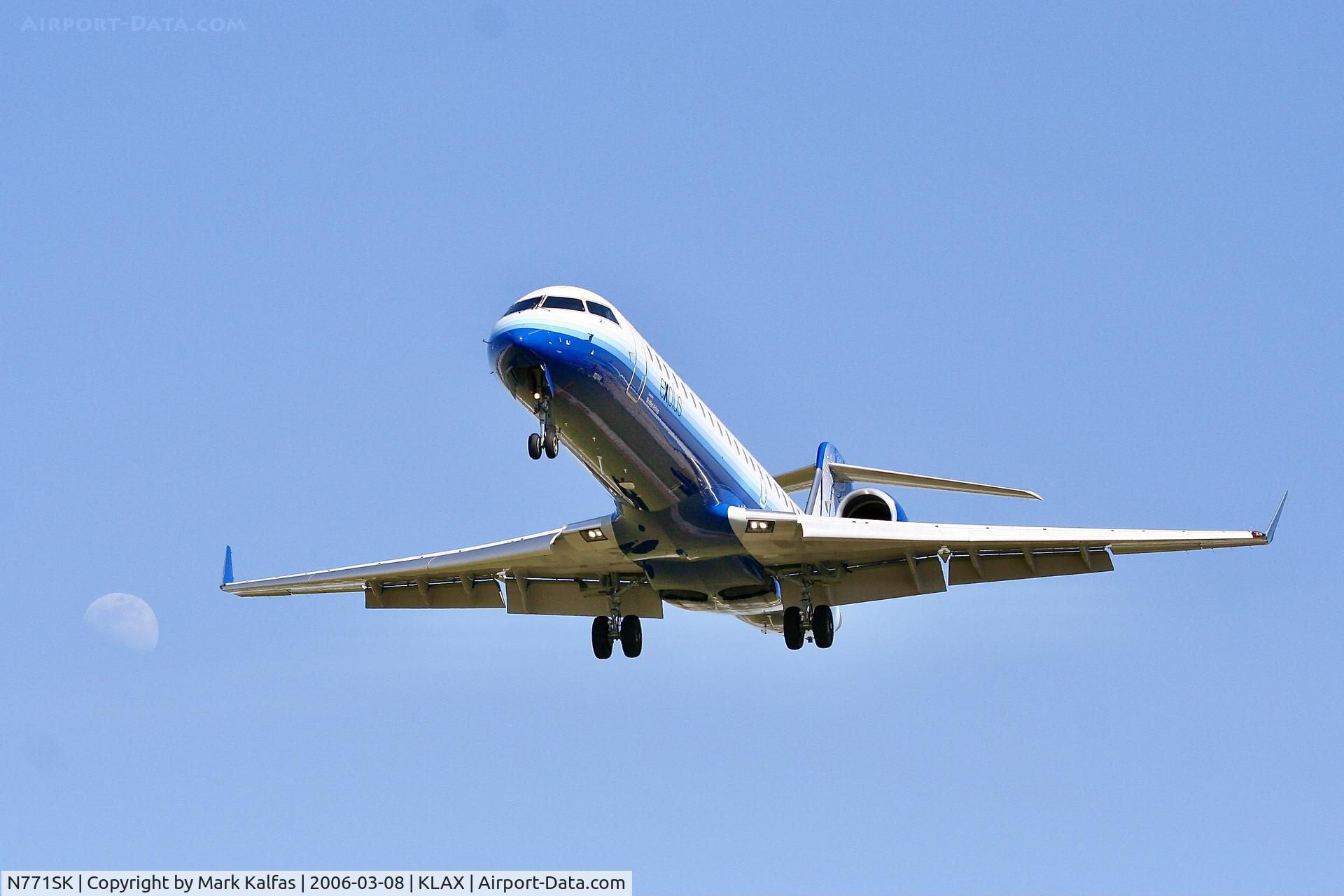 N771SK, 2006 Bombardier CRJ-700 (CL-600-2C10) Regional Jet C/N 10244, SkyWest/United Express Bombardier CRJ-700 N771SK  on approach 25L LAX