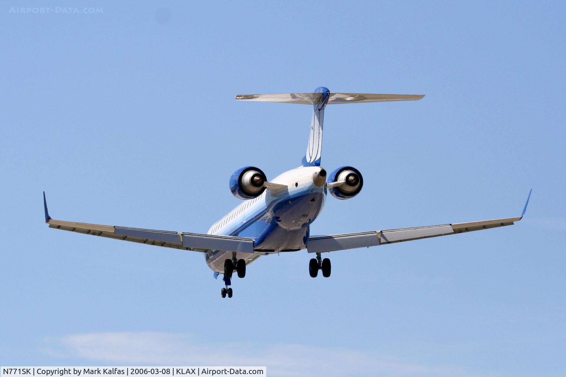 N771SK, 2006 Bombardier CRJ-700 (CL-600-2C10) Regional Jet C/N 10244, SkyWest/United Express Bombardier CRJ-700 N771SK  on approach 25L LAX
