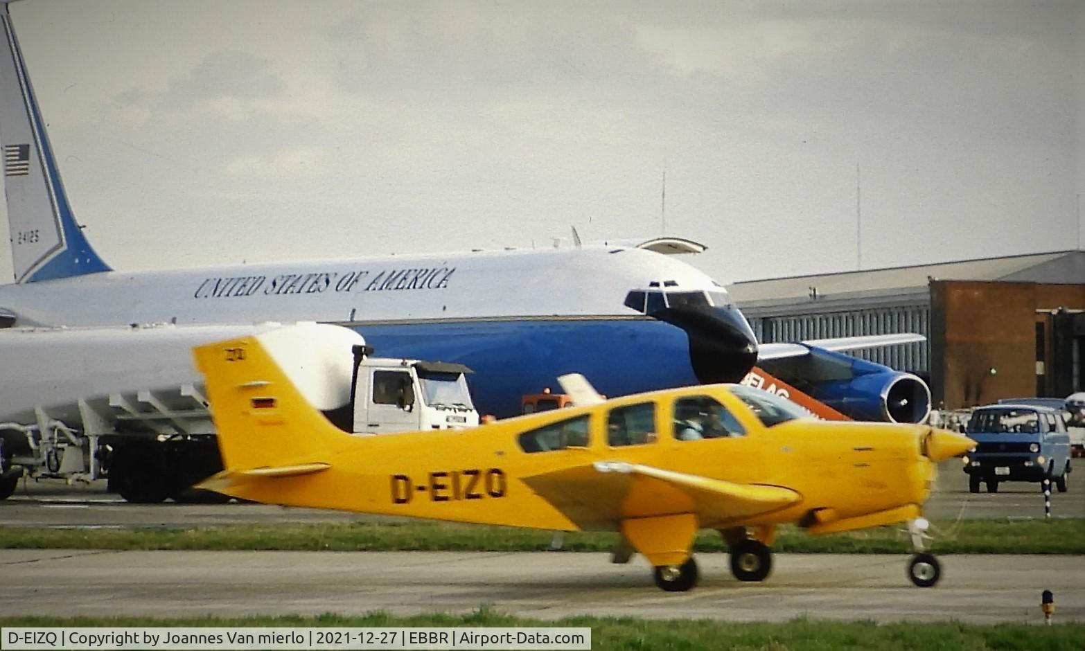 D-EIZQ, 1986 Beech F33A Bonanza Bonanza C/N CE-1093, Slide scan