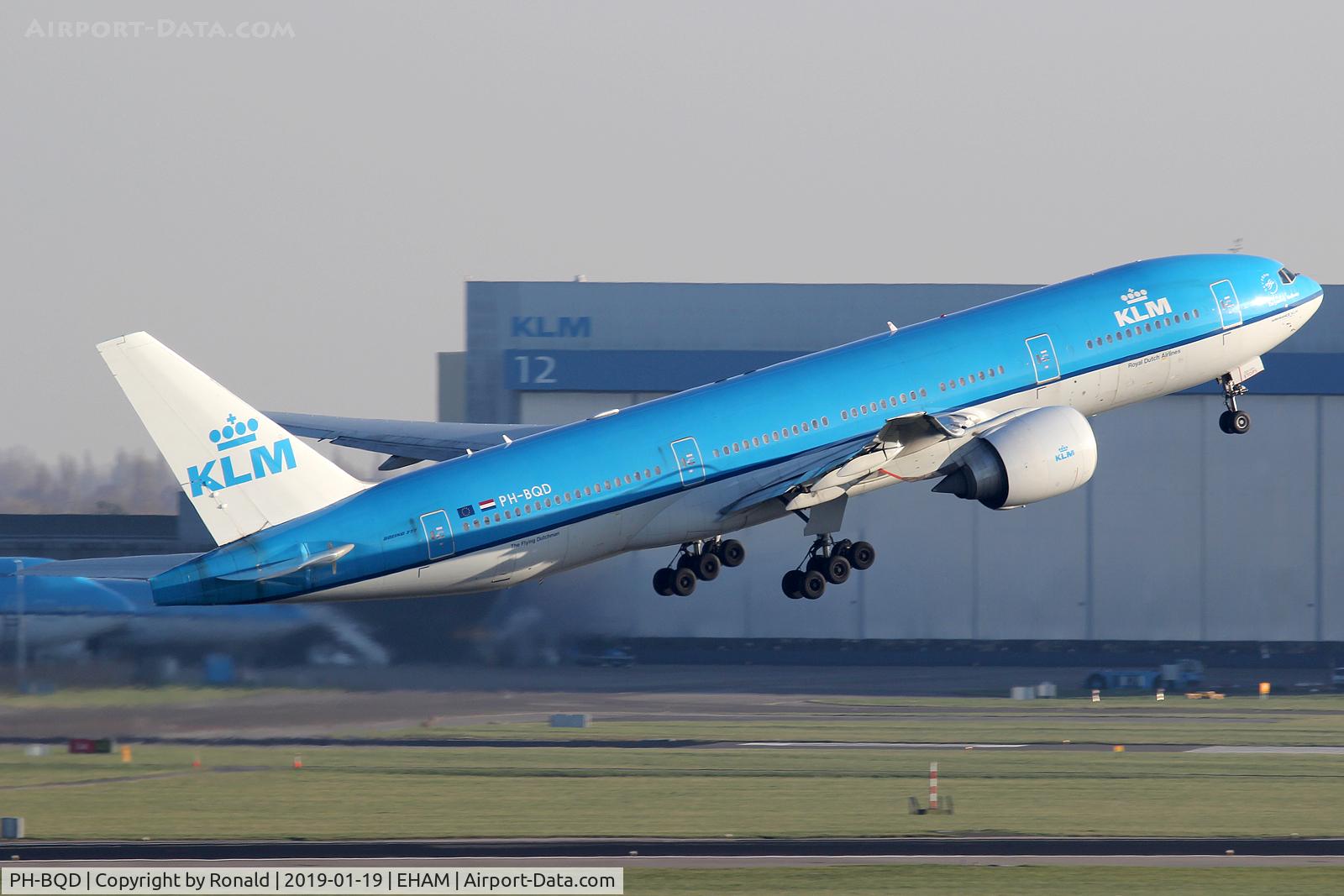PH-BQD, 2003 Boeing 777-206/ER C/N 33713, at spl