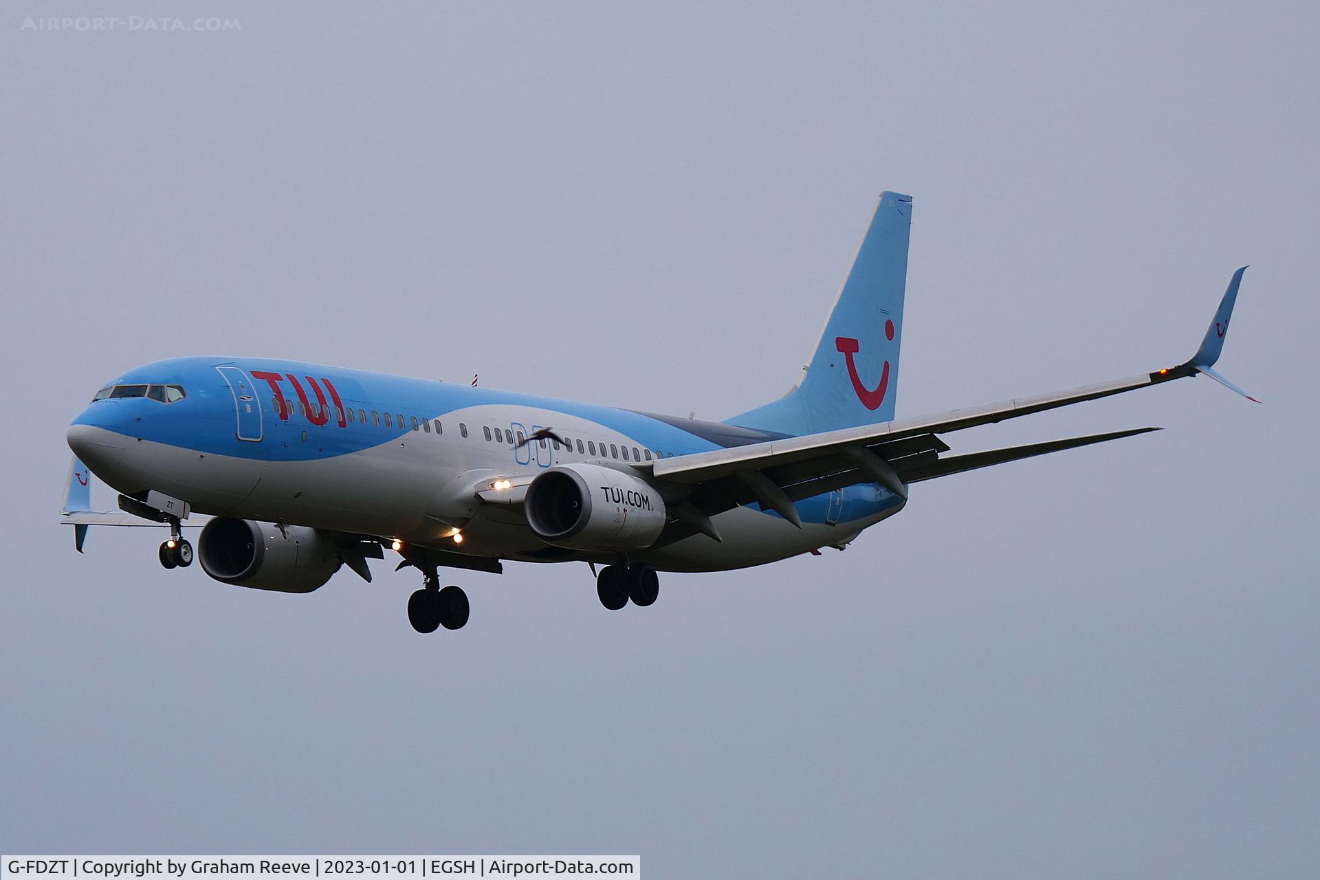 G-FDZT, 2011 Boeing 737-8K5 C/N 37248, Landing at Norwich.