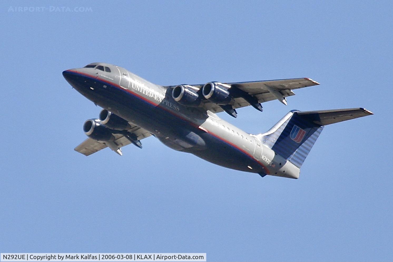 N292UE, 1987 British Aerospace BAe.146-200A C/N E2087, Air Wisconsin /United Express British Aerospace BAe.146-200A, N292UE departing 25R LAX