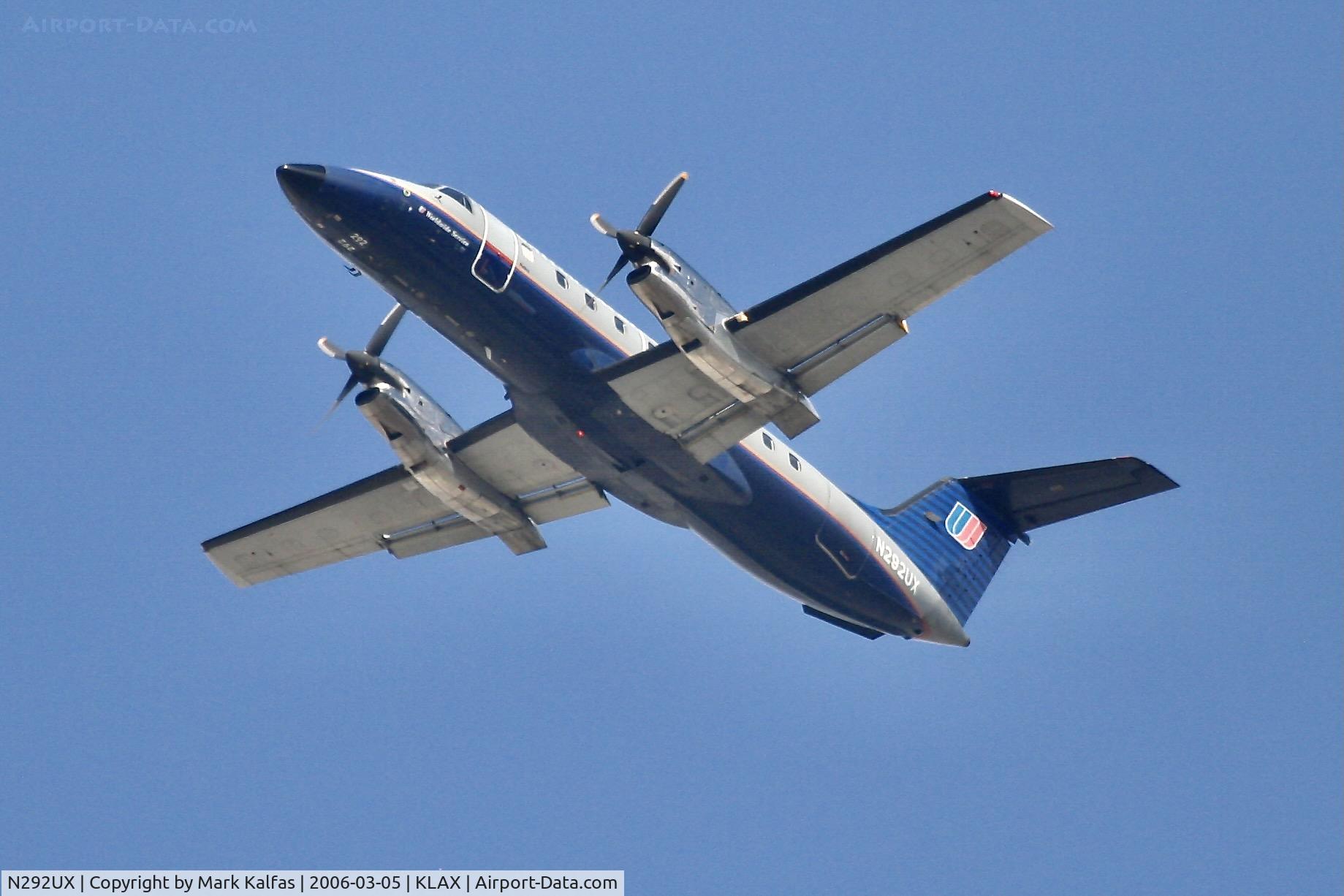 N292UX, 1994 Embraer EMB-120ER Brasilia C/N 120292, SkyWest /United Express Embraer EMB-120ER Brasilia N292UX departing 25R LAX