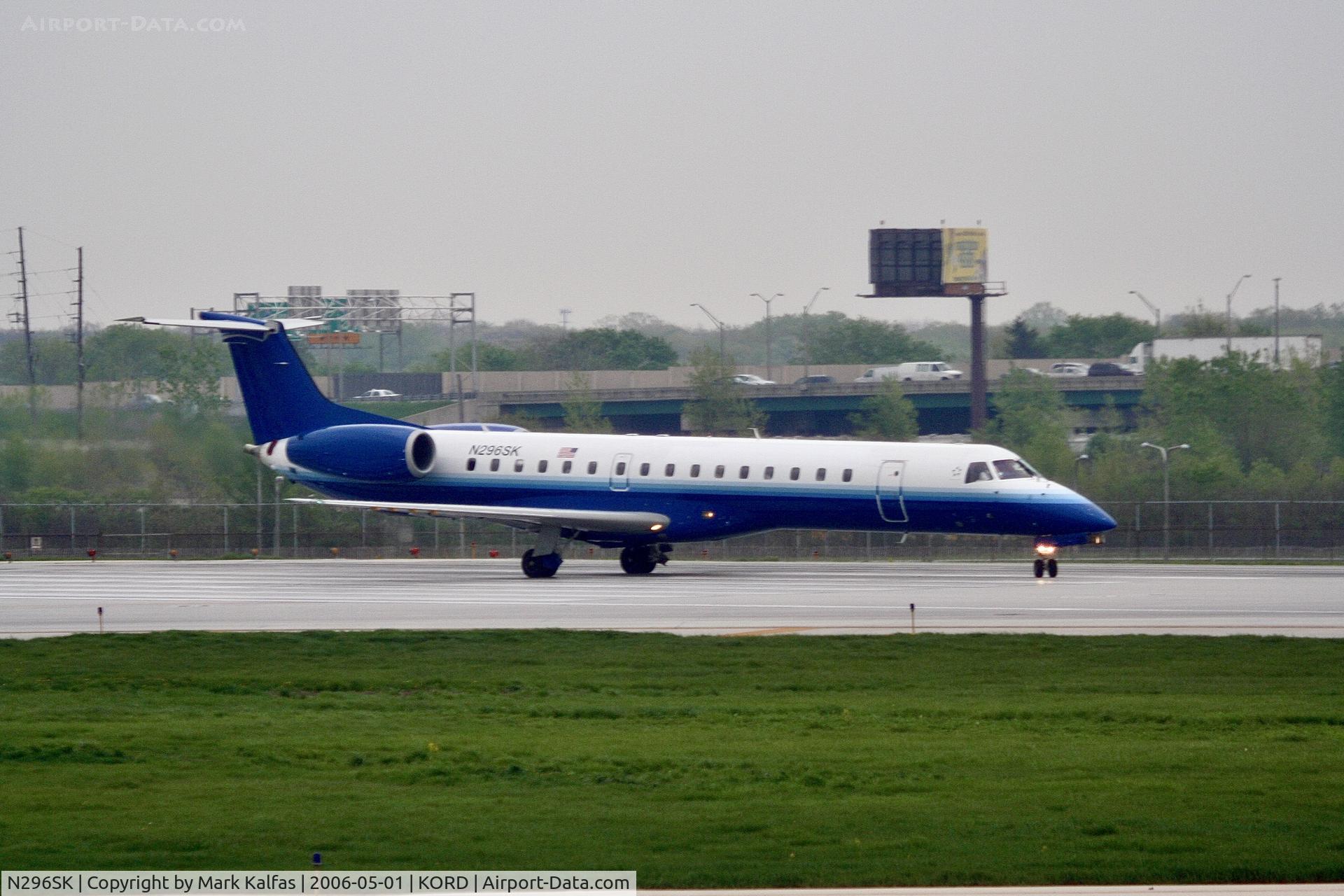N296SK, 2001 Embraer ERJ-145LR (EMB-145LR) C/N 145514, Chautauqua Airlines, Embraer ERJ-145LR, N296SK lining up on 22L ORD