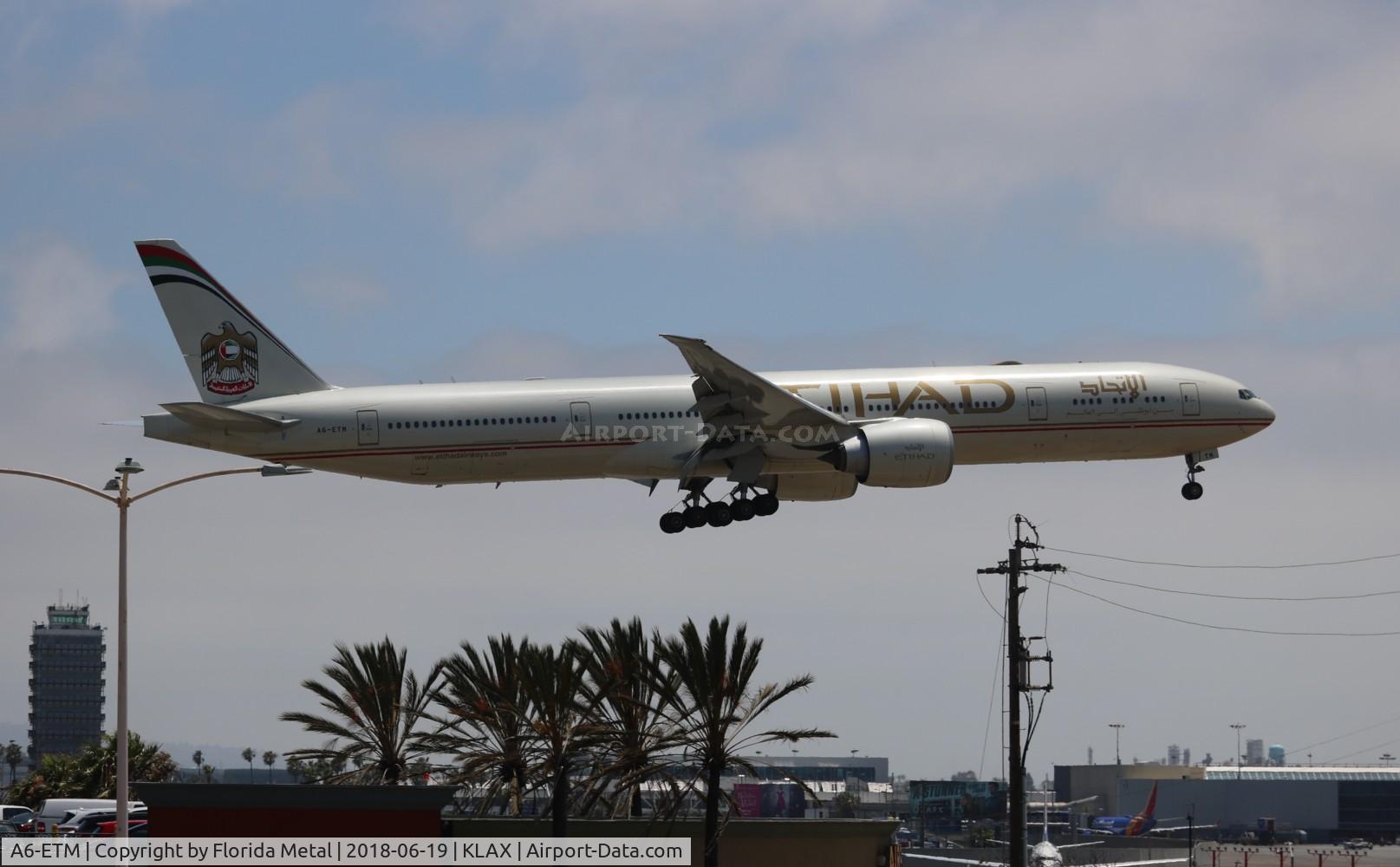 A6-ETM, 2012 Boeing 777-3FX/ER C/N 39688, Etihad 777-300 zx