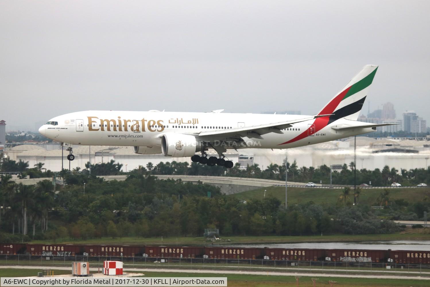 A6-EWC, 2007 Boeing 777-21H/LR C/N 35576, Emirates 777-200 zx