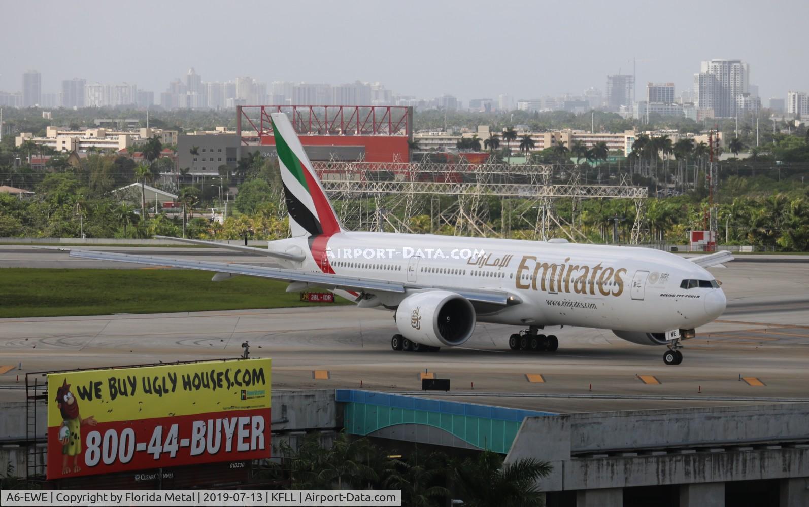 A6-EWE, 2008 Boeing 777-21H/LR C/N 35582, Emirates 777-200 zx