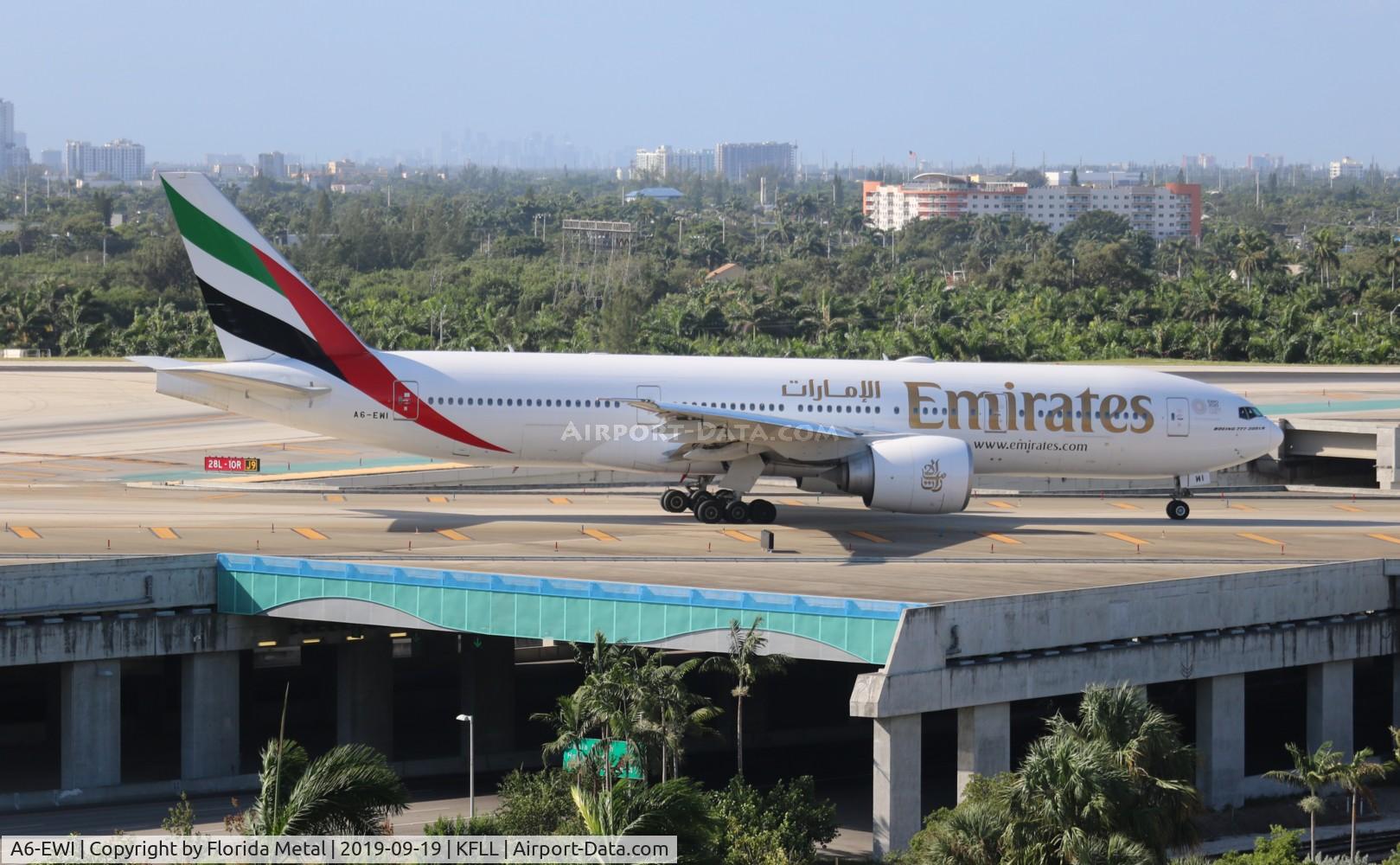 A6-EWI, 2008 Boeing 777-21H/LR C/N 35589, Emirates 777-200 zx