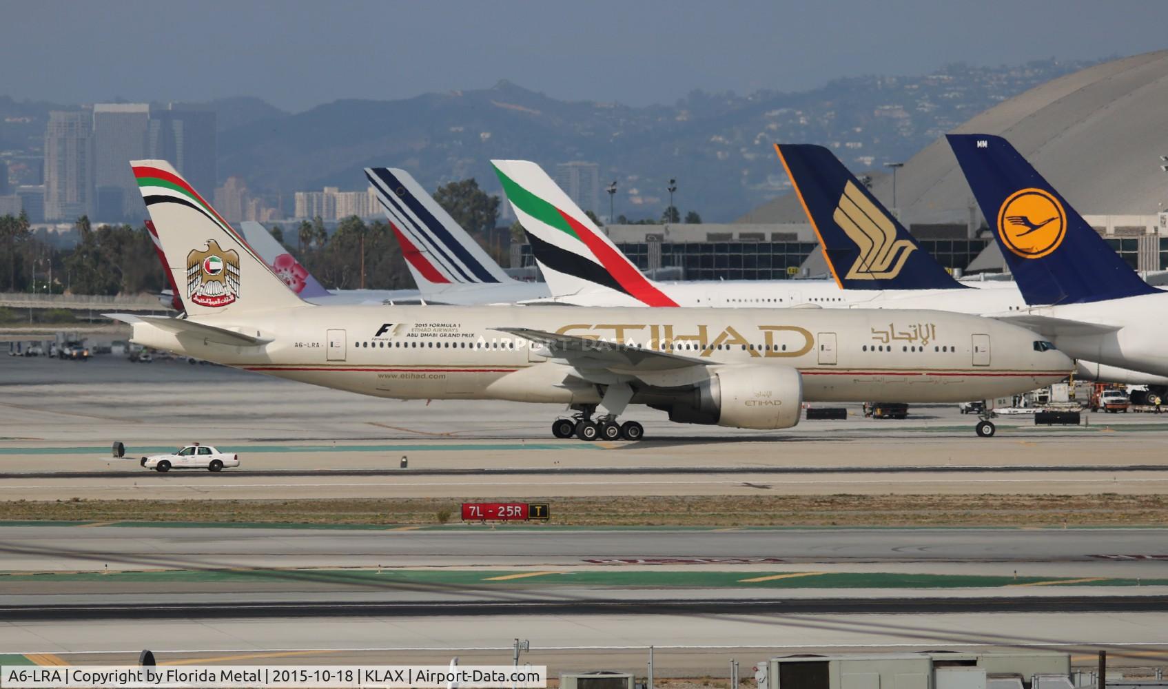 A6-LRA, 2007 Boeing 777-237/LR C/N 36300, Etihad 777-200 zx