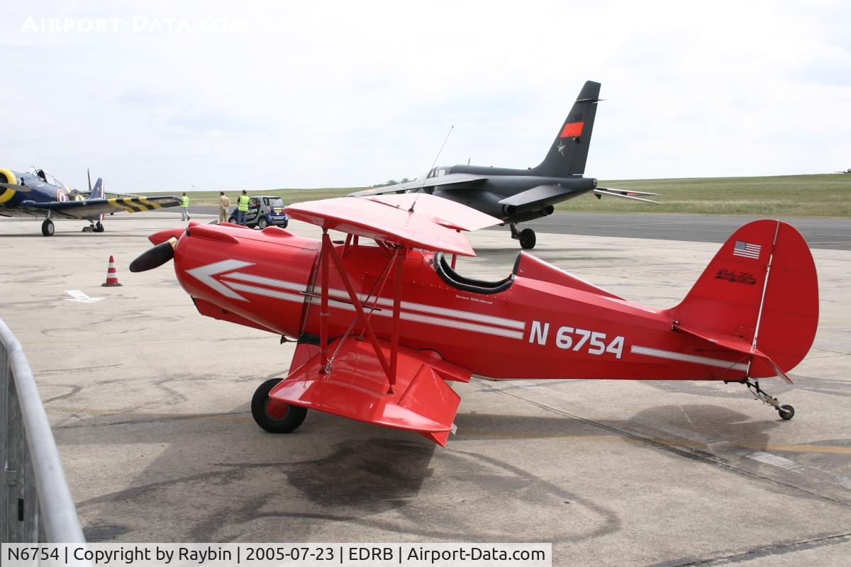 N6754, 1973 Oldfield Baby Great Lakes C/N F263B, static display