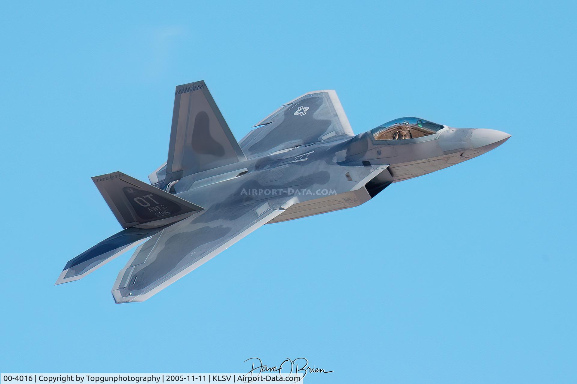 00-4016, 2000 Lockheed Martin F/A-22A Raptor C/N 4016, Raptor photo pass