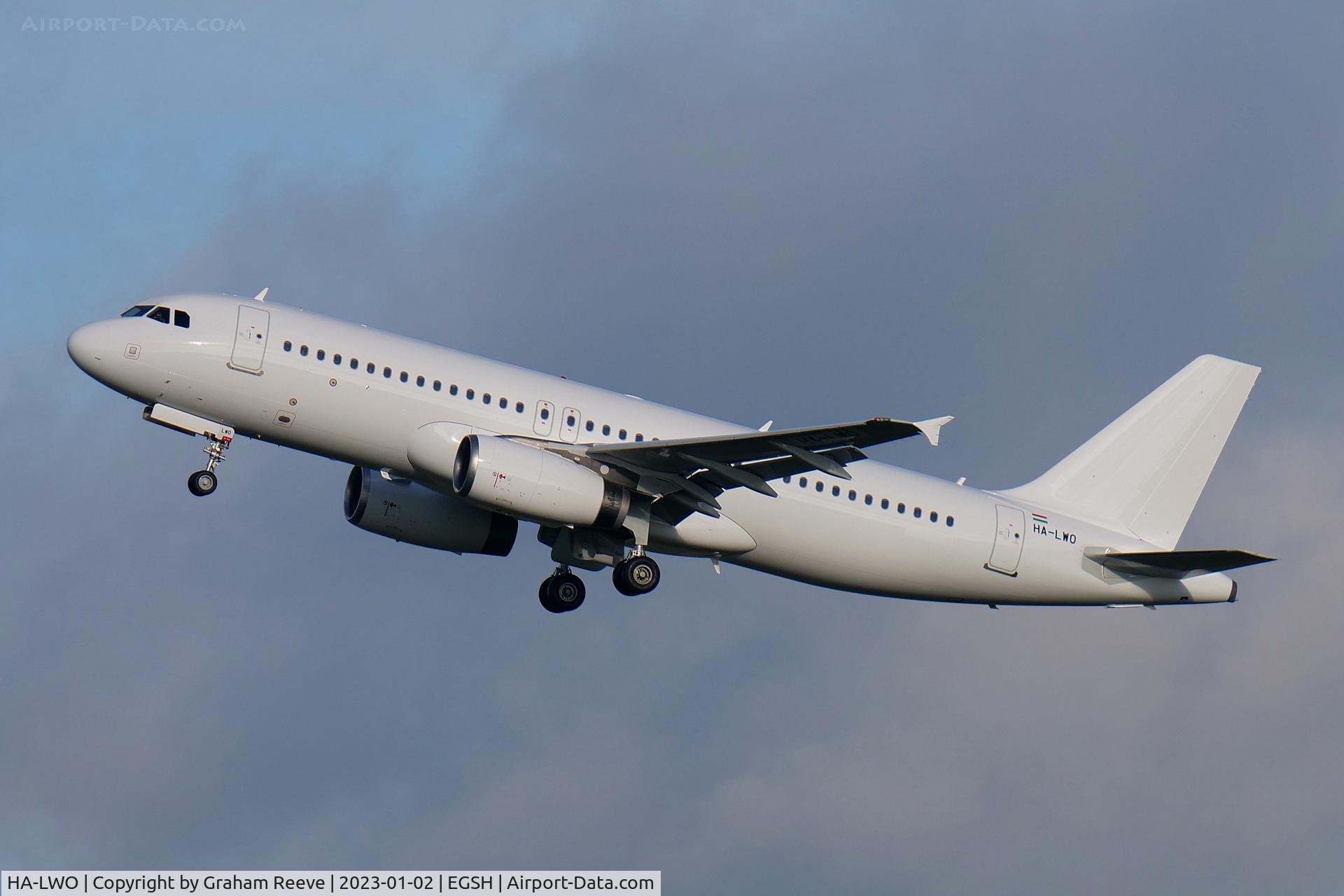 HA-LWO, 2012 Airbus A320-232 C/N 5123, Departing from Norwich.