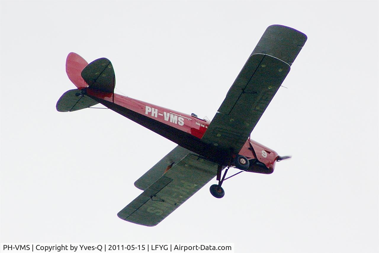 PH-VMS, 1935 De Havilland DH-82A Tiger Moth II C/N 3318, De Havilland DH-82A Tiger Moth II, Cambrai-Niergnies Airfield (LFYG) open day Tiger Meet 2011