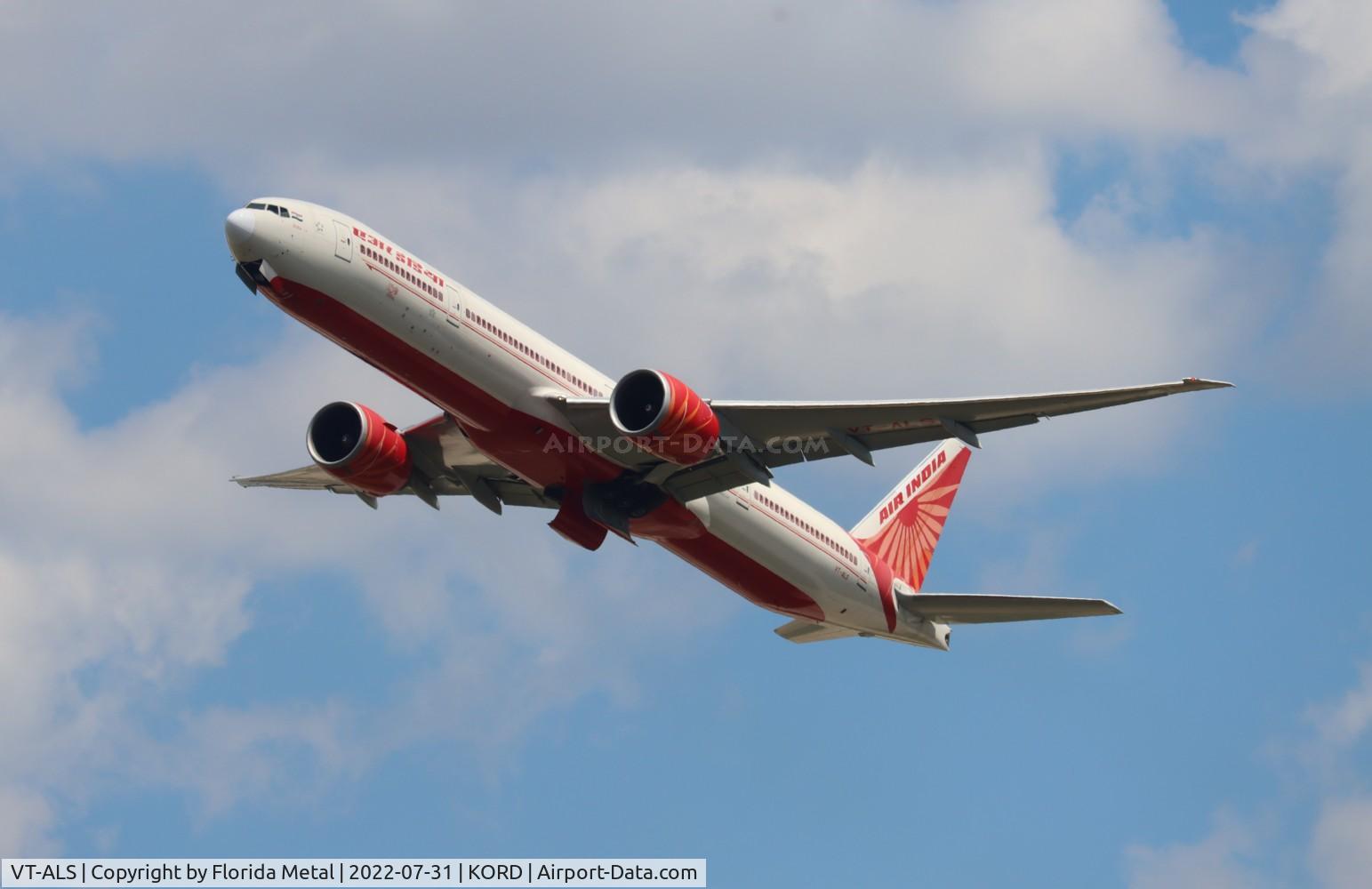VT-ALS, 2010 Boeing 777-337/ER C/N 36317, ORD 2022