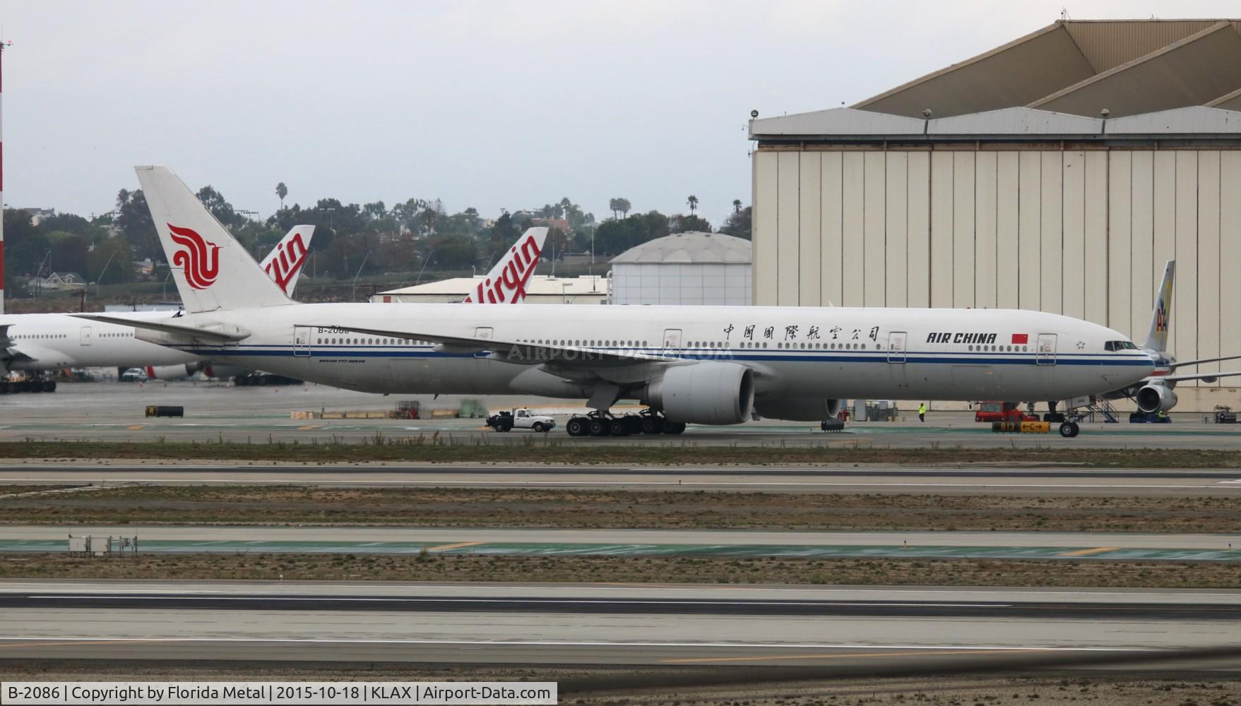 B-2086, 2011 Boeing 777-39L/ER C/N 38667, Air China 777-300 zx