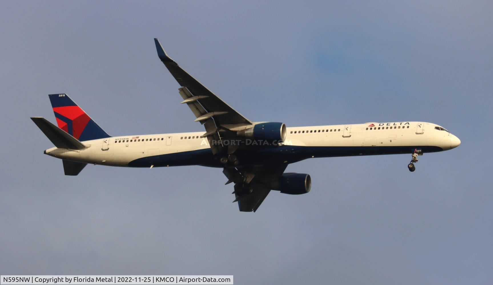 N595NW, 2003 Boeing 757-351 C/N 32995, MCO 2022