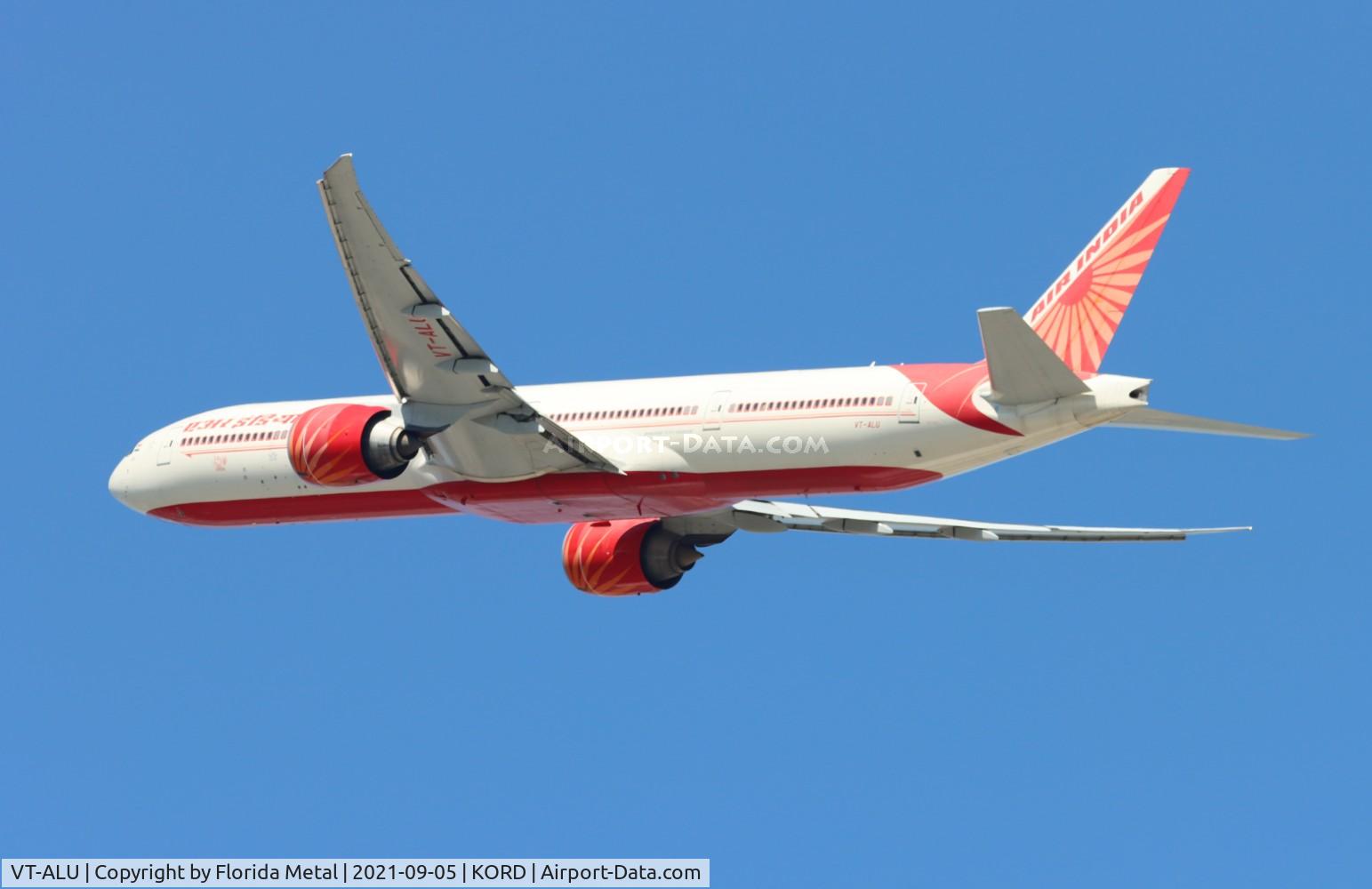 VT-ALU, 2010 Boeing 777-337/ER C/N 36319, ORD 2021