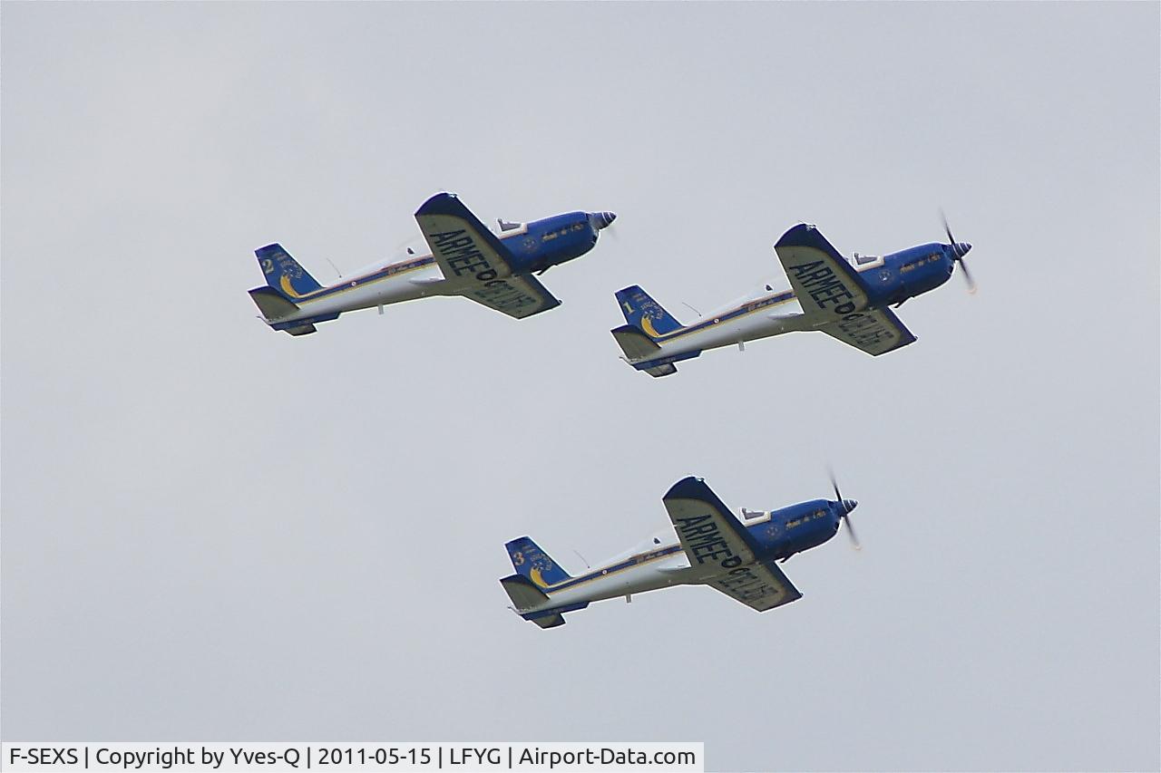 F-SEXS, Socata TB-30 Epsilon C/N 102, Socata TB-30 Epsilon, On display, Cambrai-Niergnies Airfield (LFYG) open day Tiger Meet 2011