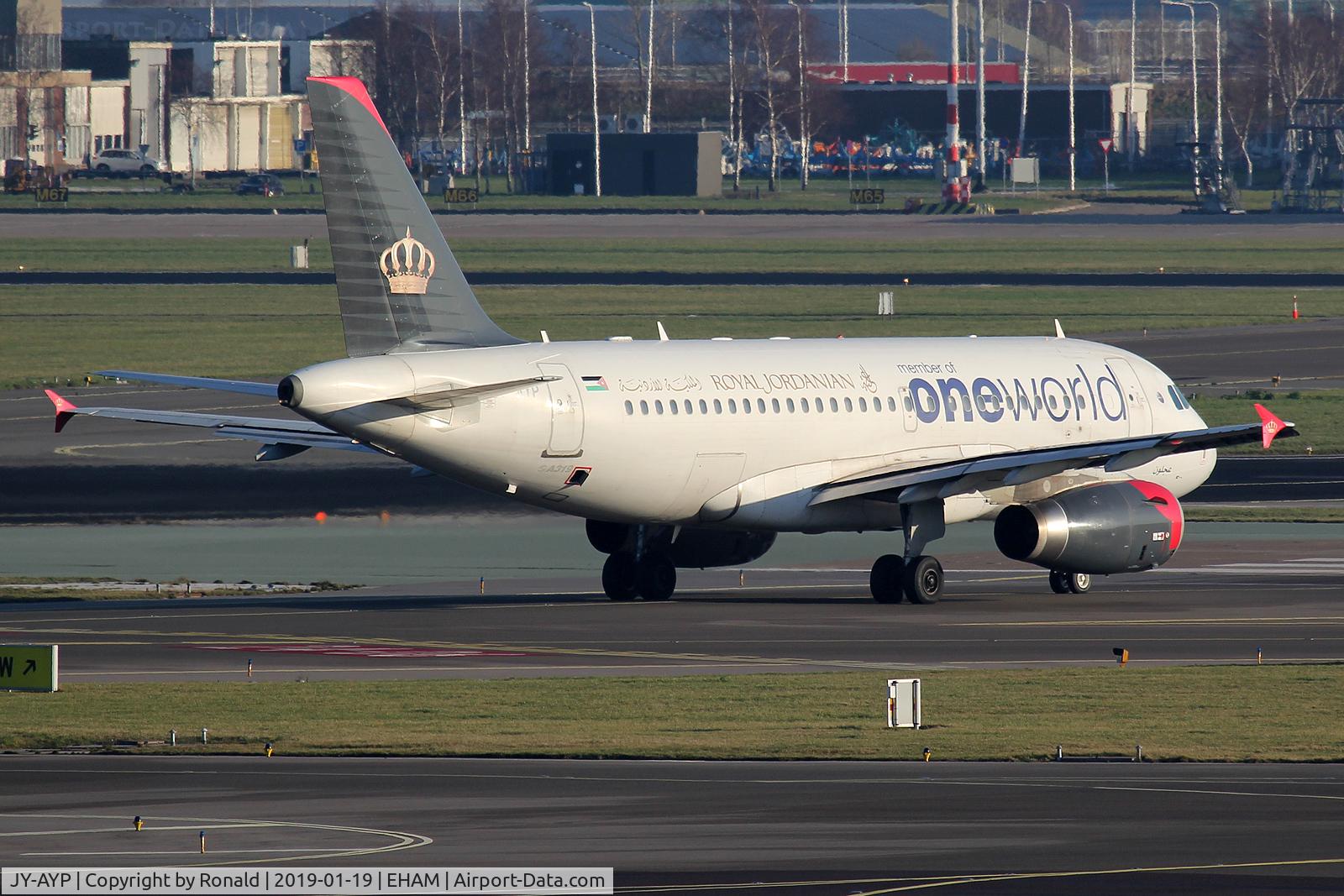 JY-AYP, 2009 Airbus A319-132 C/N 3832, at spl