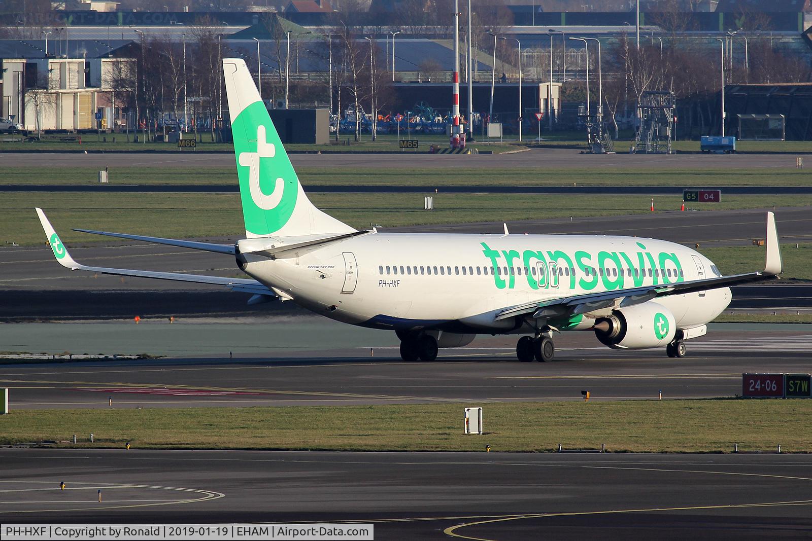 PH-HXF, 2017 Boeing 737-8K2 C/N 62153, at spl