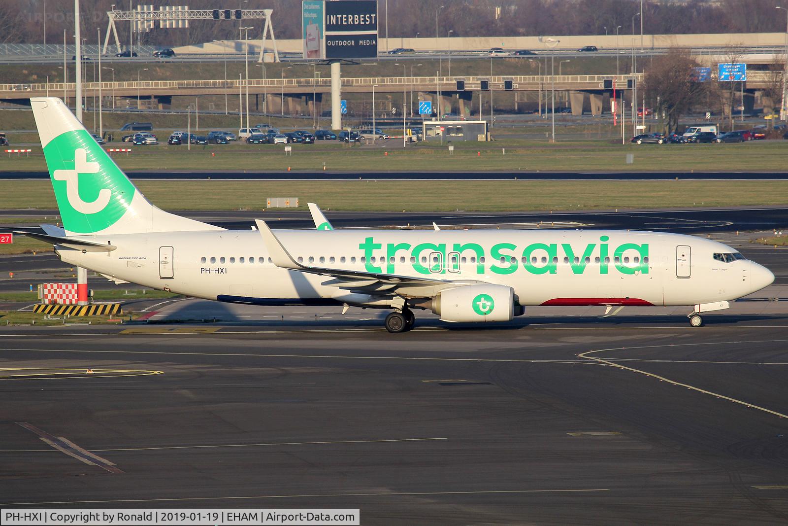 PH-HXI, 2017 Boeing 737-8K2 C/N 62151, at spl