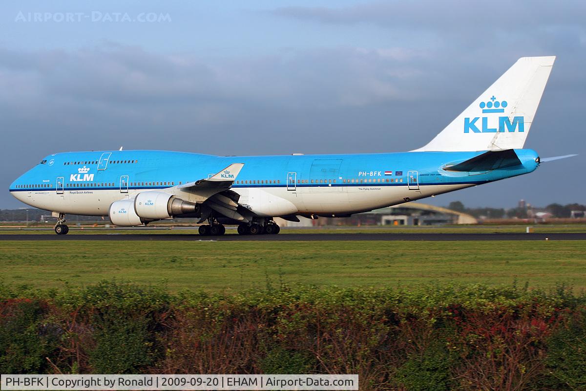 PH-BFK, 1991 Boeing 747-406BC C/N 25087, at spl