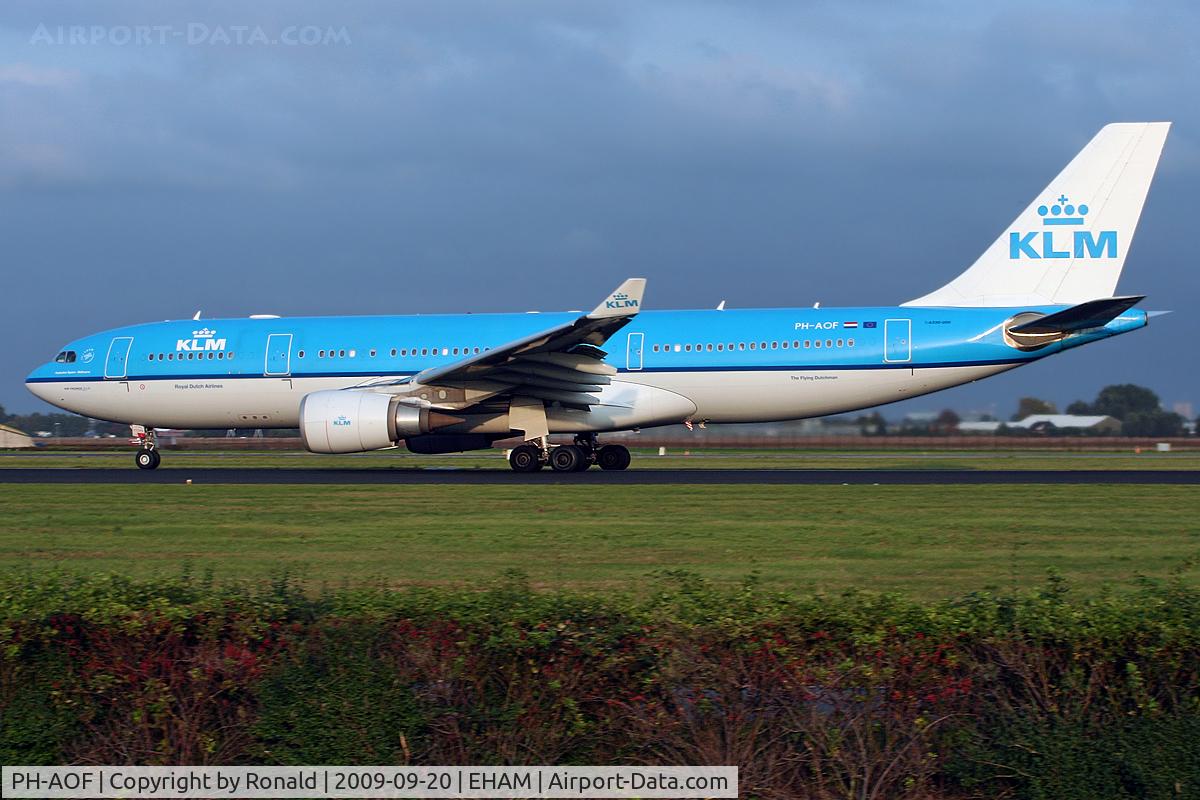 PH-AOF, 2006 Airbus A330-203 C/N 801, at spl