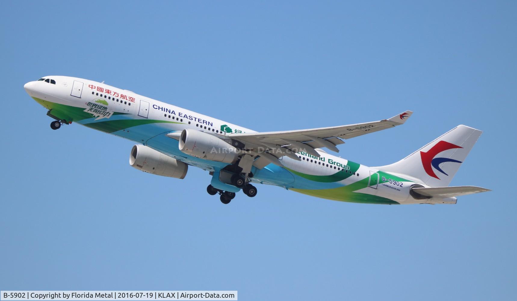 B-5902, 2012 Airbus A330-243 C/N 1324, China Eastern A330-200 zx