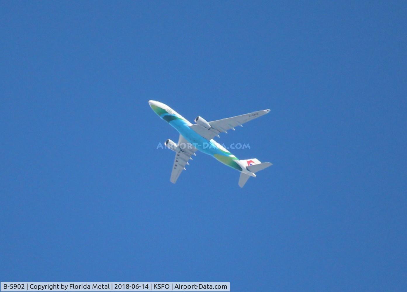 B-5902, 2012 Airbus A330-243 C/N 1324, China Eastern A330-200 zx downwind to KSFO