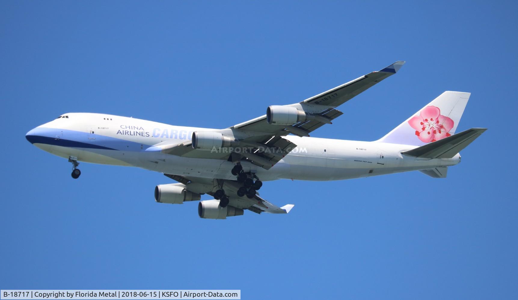 B-18717, 2004 Boeing 747-409F/SCD C/N 30769, China Airlines Cargo 747-400F zx