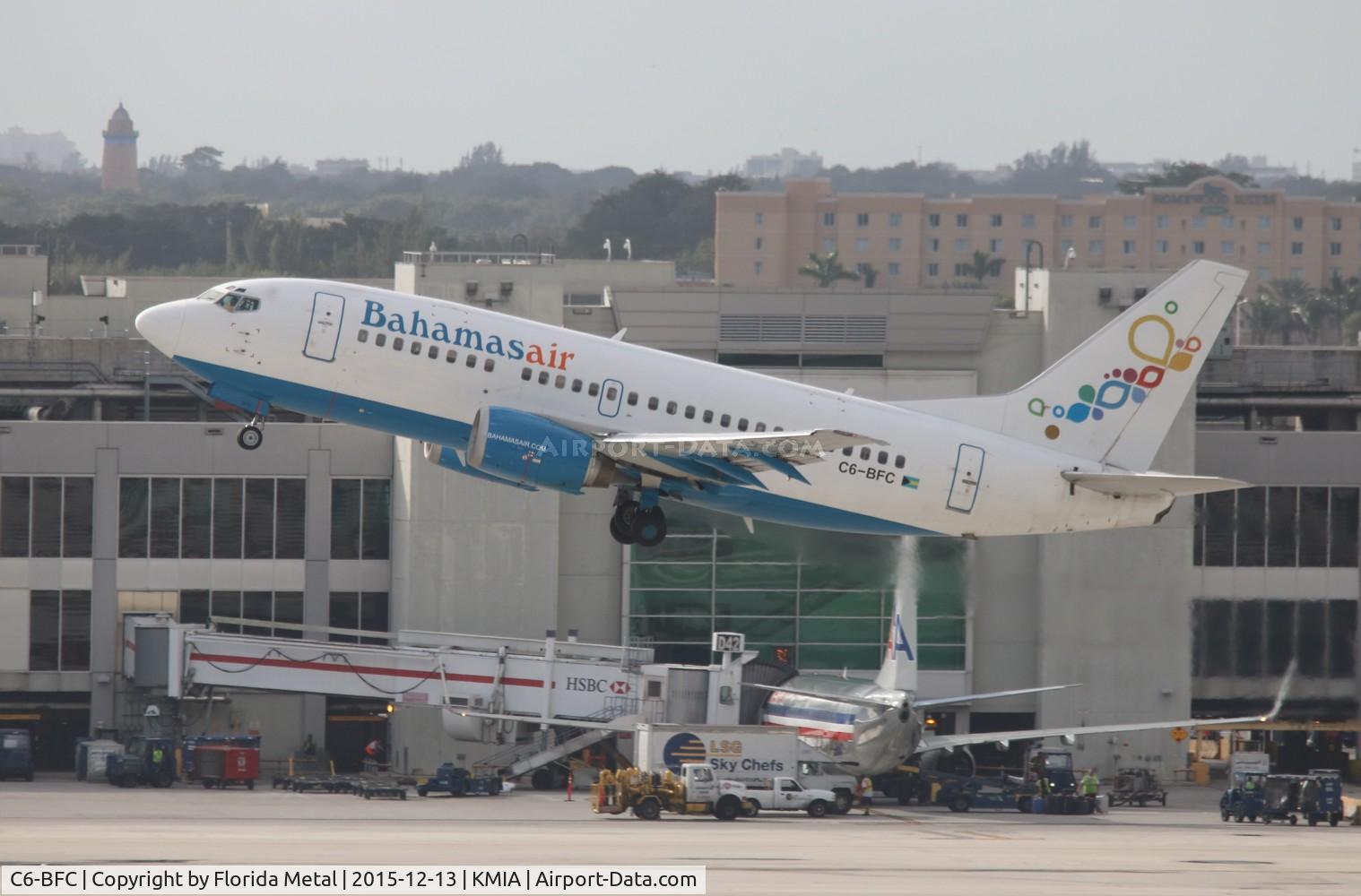 C6-BFC, 1997 Boeing 737-505 C/N 27631, MIA 2015